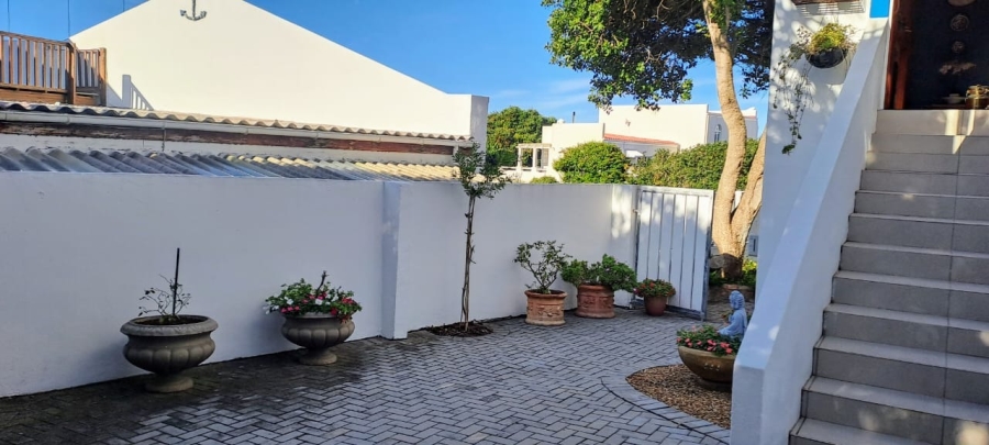 4 Bedroom Property for Sale in Vermont Western Cape